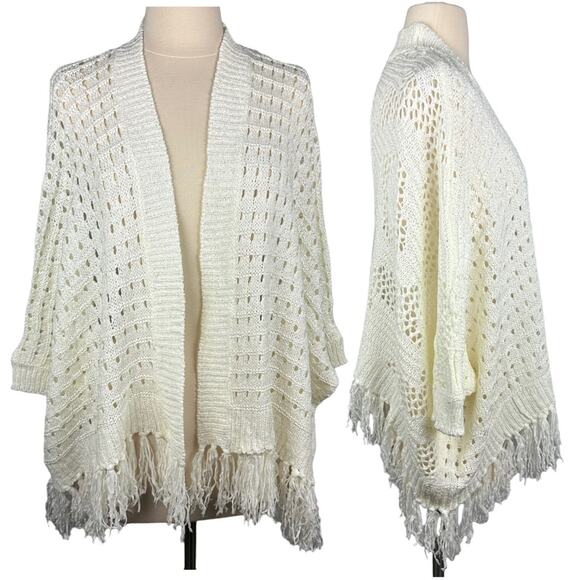 NWT Revolve x Bishop + Young White Boho Crochet Shawl Shrug w Tassel Fringe Sz M - Picture 1 of 14